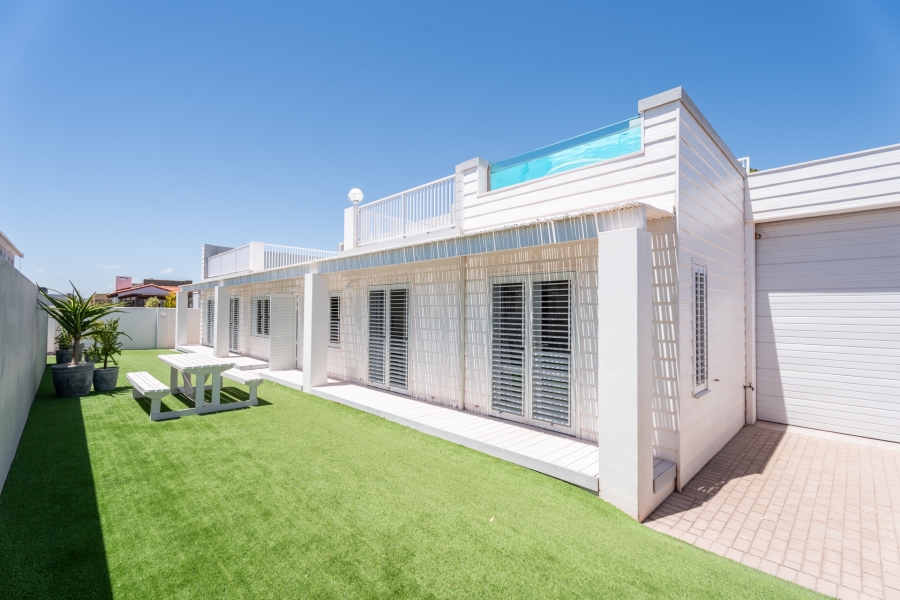 5 Bedroom Property for Sale in Langebaan North Western Cape